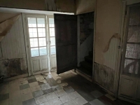 Centre-Ville de Ruffec : Maison à Rénover Avec 4 Chambres