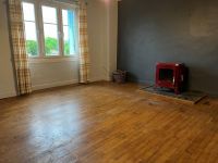 Jolie Maison Ancienne Avec Garage Et Terrain De Plus D'Un Hectare