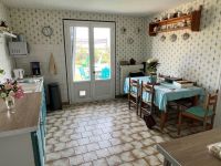 Spacious 3 / 4 Bedroom Cosy Stone House Close To Ruffec On 1482m²