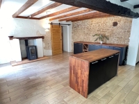 Lovely 2 Bedroom House with Enclosed Grounds