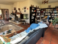 Stone Built  5-Bedroom Country House On One Level with a Large Enclosed Park. Ideal For Horses