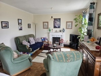 1970's House With Basement And Large Garden