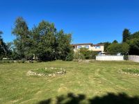 Beautiful 10 Bedroom Property In Verteuil. Outbuildings and Pool.