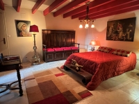 Large 18th Century House with 7 Bedrooms and Swimming Pool, Near Brux And Used For Airbnb