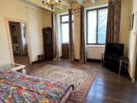 Country House with Outbuildings 5 Minutes from Civray