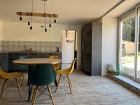 Maison Familiale avec 4 Chambres, Jardin, Piscine et Dépendances – Entre Ruffec et Villefagnan