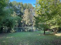 Belle Maison En Pierre Avec Jardin et Un Terrain de Loisirs En Bordure de la Charente