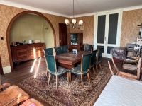 Town House with Garden, Garage & Outbuildings