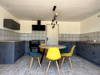 Maison Familiale avec 4 Chambres, Jardin, Piscine et Dépendances – Entre Ruffec et Villefagnan