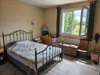 1970's House With Basement And Large Garden