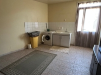 Country House with Outbuildings 5 Minutes from Civray