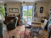 1970's House With Basement And Large Garden