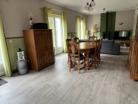 Joli Pavillon avec Sous-Sol à Civray