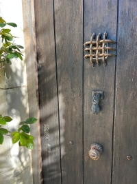 Large 18th Century House with 7 Bedrooms and Swimming Pool, Near Brux And Used For Airbnb