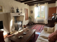 Charmant Maison De Village Avec 3 Chambres, Cour et Atelier