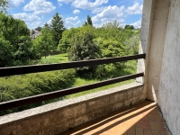 Stone House with Great Potential – 3 Bedrooms, Garden, and Attic to Convert