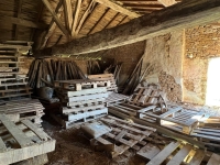 Two Old Stone Houses to Renovate on a Plot of 1859m²