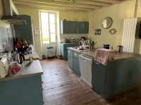 Grand Maison Avec 4 Chambres Et Dépendances A Côté de Ruffec