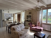 A Beautifully Bright And Spacious Country Property With Outbuildings on Over 4 Acres