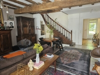 Jolie Maison De Ville Avec 2 Chambres Et Belle Cour Fermée