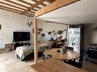 Maison de Champagne A Proximité de Nanteuil-En-Vallée