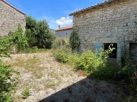 4 Bedroom House In The Pretty Medieval Village Of Tusson