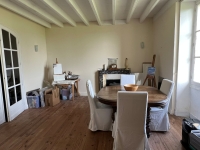 Grand Maison Avec 4 Chambres Et Dépendances A Côté de Ruffec