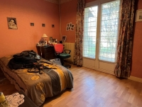 Stone Built  5-Bedroom Country House On One Level with a Large Enclosed Park. Ideal For Horses