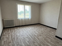 Maison de Plain-Pied de 5 Chambres à Rénover