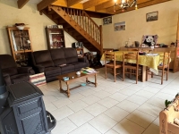 Belle Longère avec Dépendances et Belle Cour Fleurie