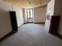 Très Belle Maison Ancienne de 5 Chambres avec Bel Extérieur et Maison à Rénover