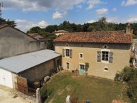 Très Belle Maison Ancienne de 5 Chambres avec Bel Extérieur et Maison à Rénover