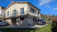 Joli Pavillon avec Sous-Sol à Civray