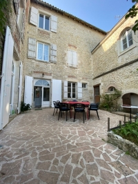 Magnificent 8 Bedroom Townhouse In Ruffec With Heated Swimming Pool