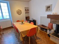 Très Belle Maison Ancienne de 5 Chambres avec Bel Extérieur et Maison à Rénover