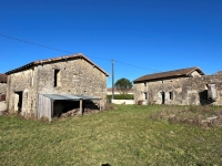 Two Old Stone Houses to Renovate on a Plot of 1859m²