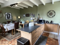 Maison de 4 Chambres dans un Petit Village de Compagne