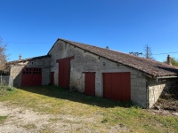 Country House with Outbuildings 5 Minutes from Civray