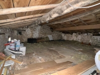 Lovely 2 Bedroom House with Enclosed Grounds