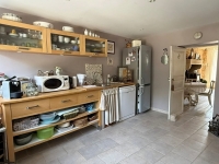 Charmante Maison en Pierre Rénovée dans un Cadre Champêtre et Paisible