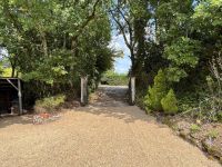 Attractive Pavilion with beautiful wooded grounds - Very close to Ruffec !