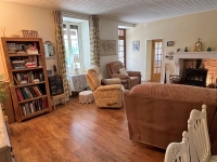Beautiful Village House, Lovely Exterior And GîtePotential