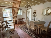 Charmante Maison en Pierre Rénovée dans un Cadre Champêtre et Paisible