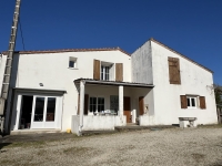 5-Bedroom Family House with Large Enclosed Garden