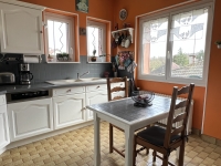 Joli Pavillon avec Sous-Sol à Civray