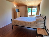 Charmante Maison de Village de 2 Chambres avec Projet de Rénovation et Terrain Spacieux