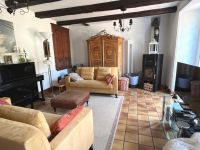 Très Belle Maison Ancienne de 5 Chambres avec Bel Extérieur et Maison à Rénover