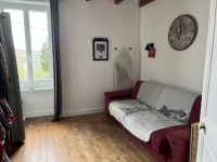 Maison de 4 Chambres dans un Petit Village de Compagne