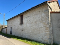 Country House with Outbuildings 5 Minutes from Civray