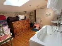 Beautiful Charentaise House with a Pleasant Private Courtyard